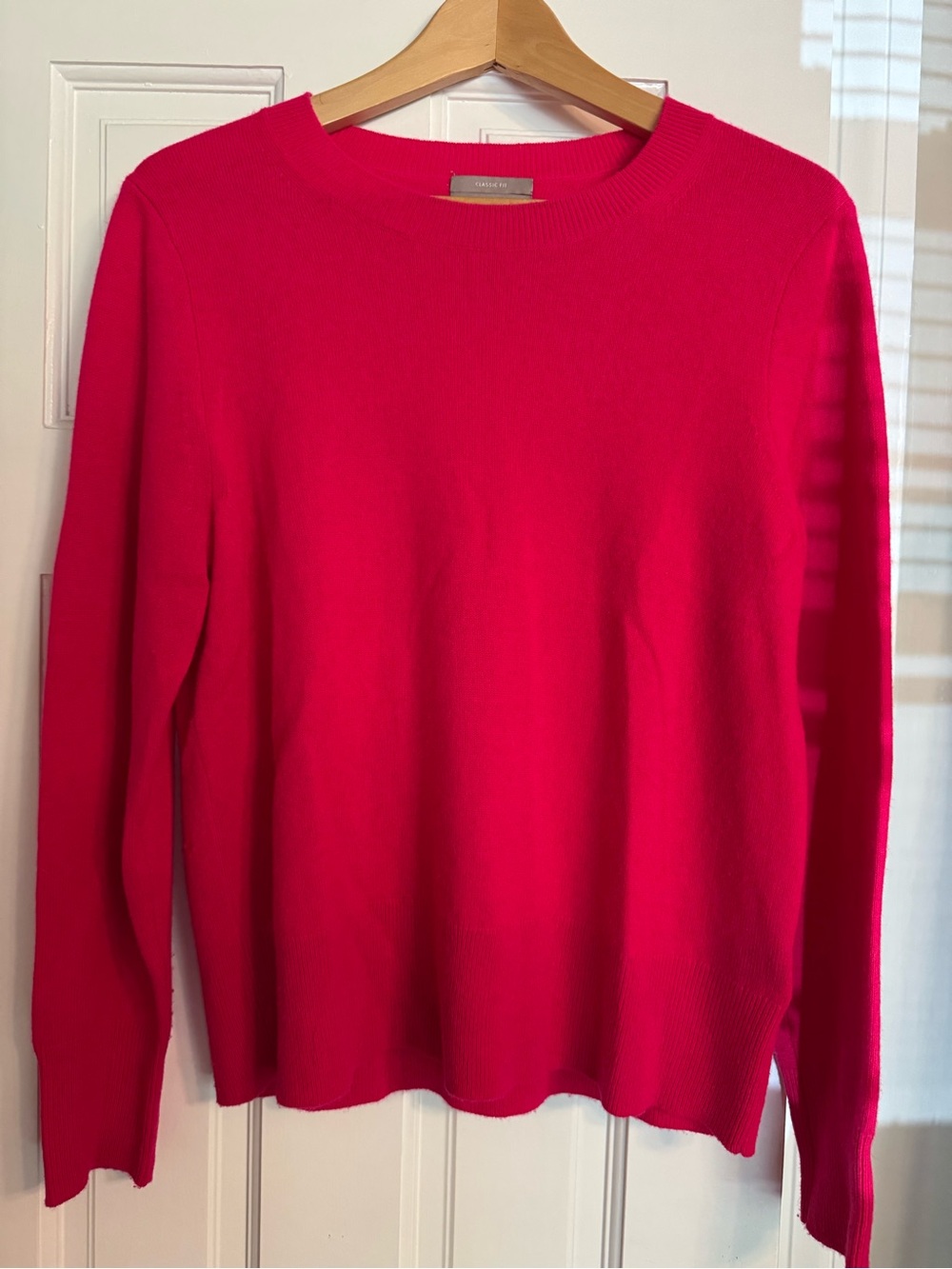 J Crew 100% Cashmere Crewneck Sweater in Bright Fuchsia